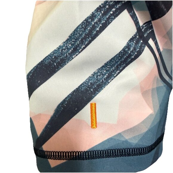 Lucy Women’s Medium Capri Om Leggings Mid-Rise Multi Geo Print Elastic Waistband - Picture 6 of 7